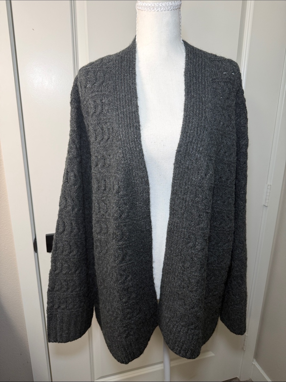 Women's Open-Front Cable Knit Cardigan Sweater - Charcoal